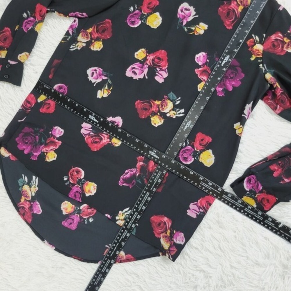 Black Rose Floral Print‎ Long Sleeve Top Women's Size M - Picture 2 of 5